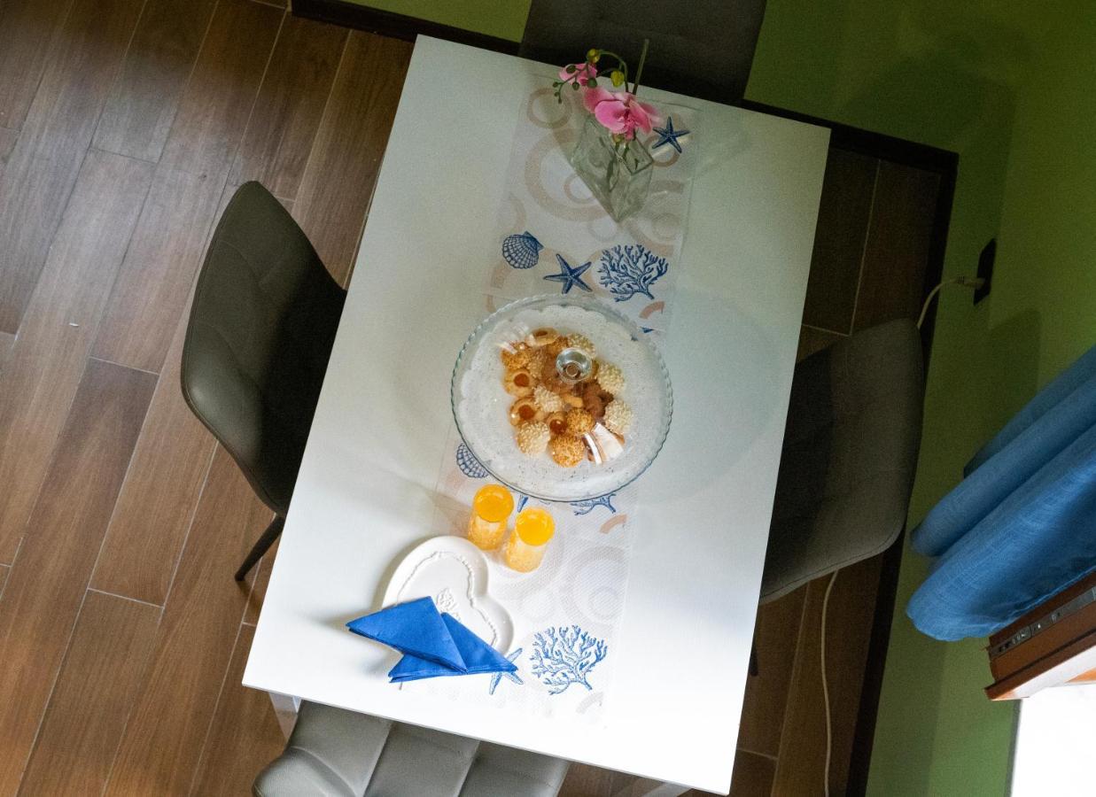 Casa "Positano" Da Ely - Salerno Centro Con Self Check-In Διαμέρισμα Εξωτερικό φωτογραφία