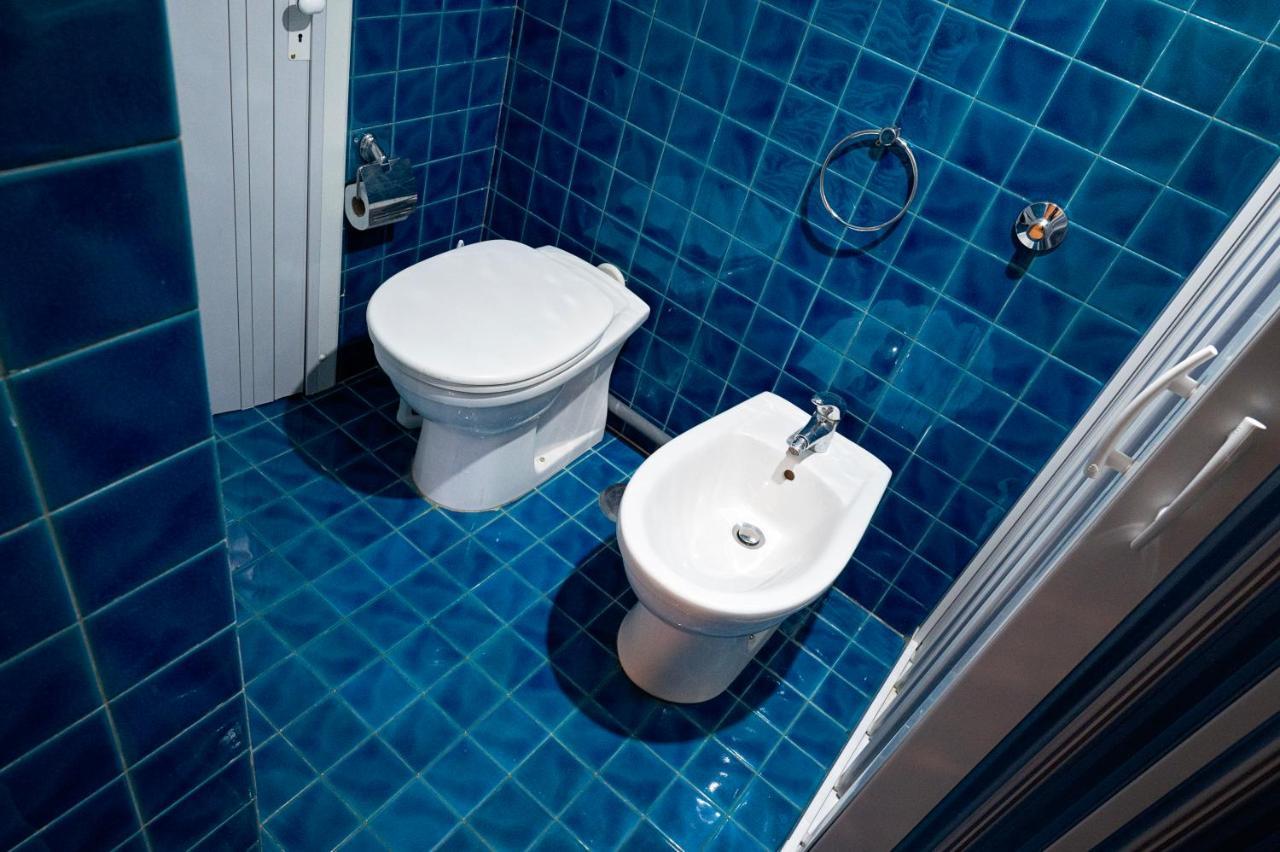 Casa "Positano" Da Ely - Salerno Centro Con Self Check-In Διαμέρισμα Εξωτερικό φωτογραφία