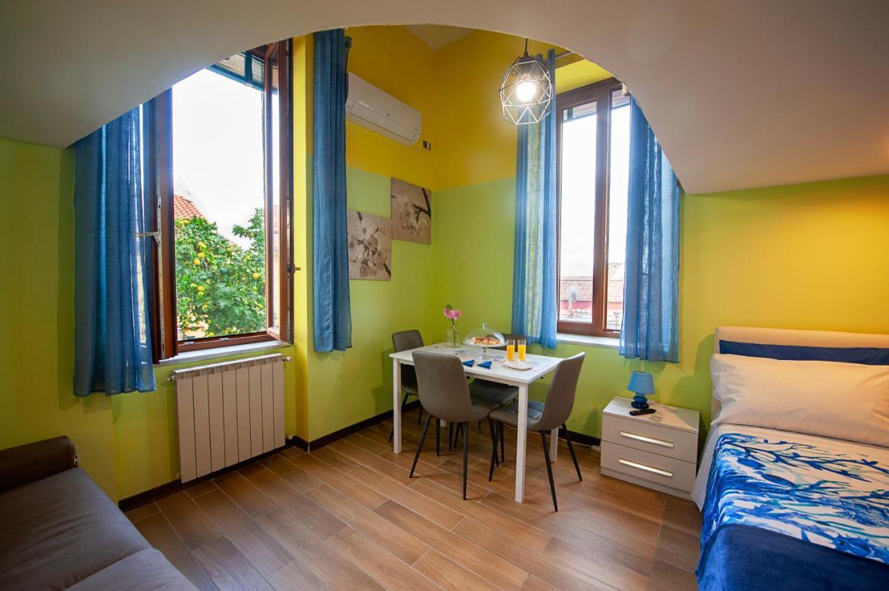Casa "Positano" Da Ely - Salerno Centro Con Self Check-In Διαμέρισμα Εξωτερικό φωτογραφία